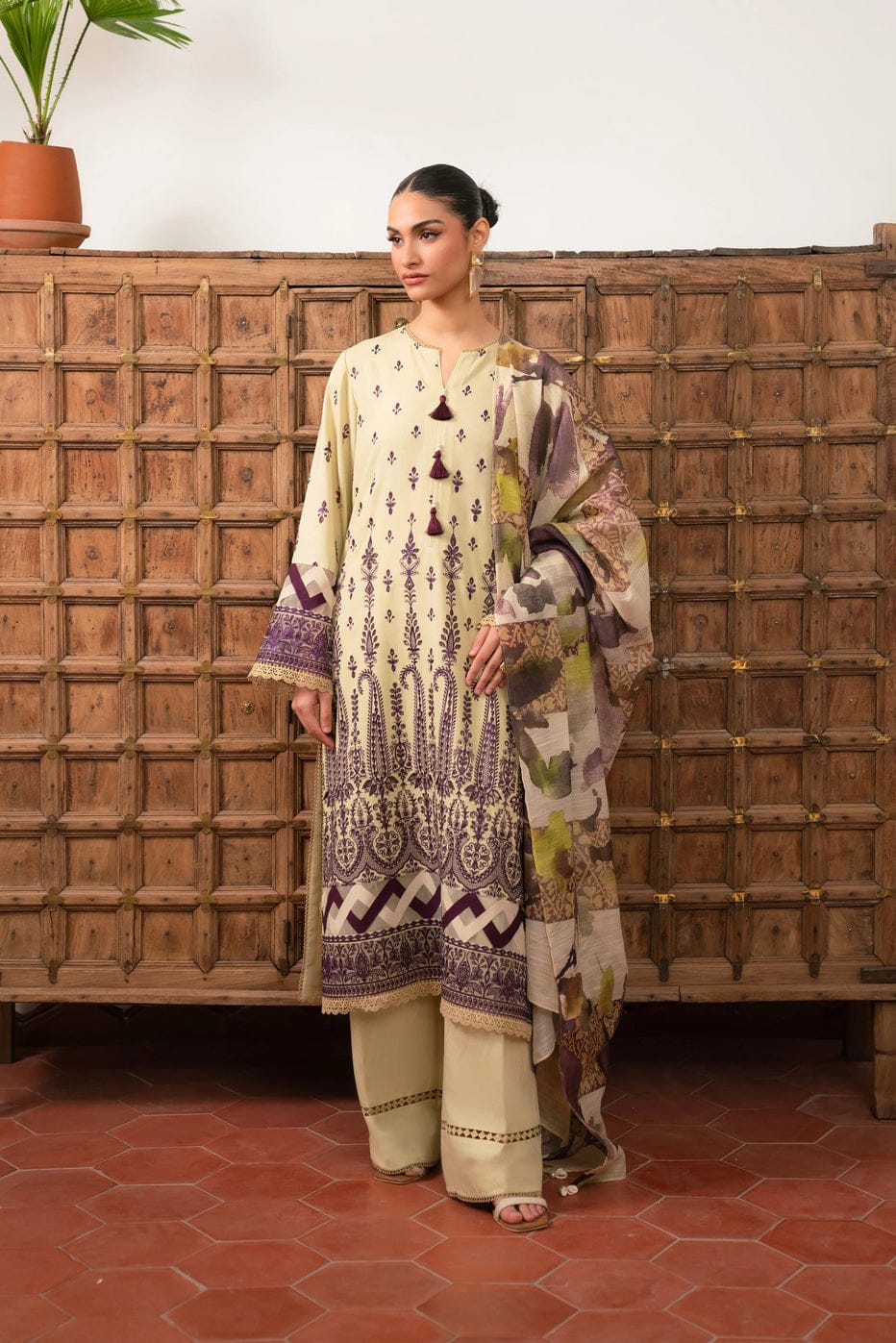 Beyond East UnStitch Embroidered Karandi 3 piece
