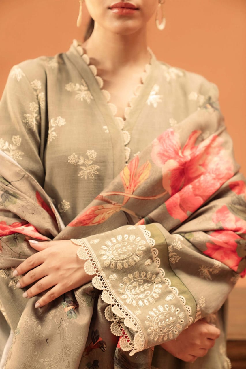 BeyondEast UnStitch Embroidered Karandi 3 piece