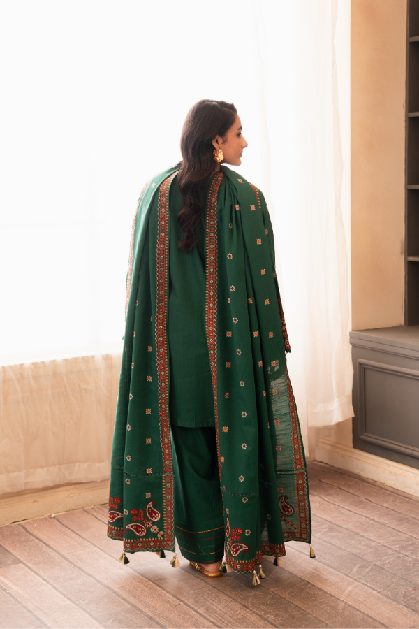 Tanabana fabrics-3 Piece - Embroidered Khaddar - V7 - 05