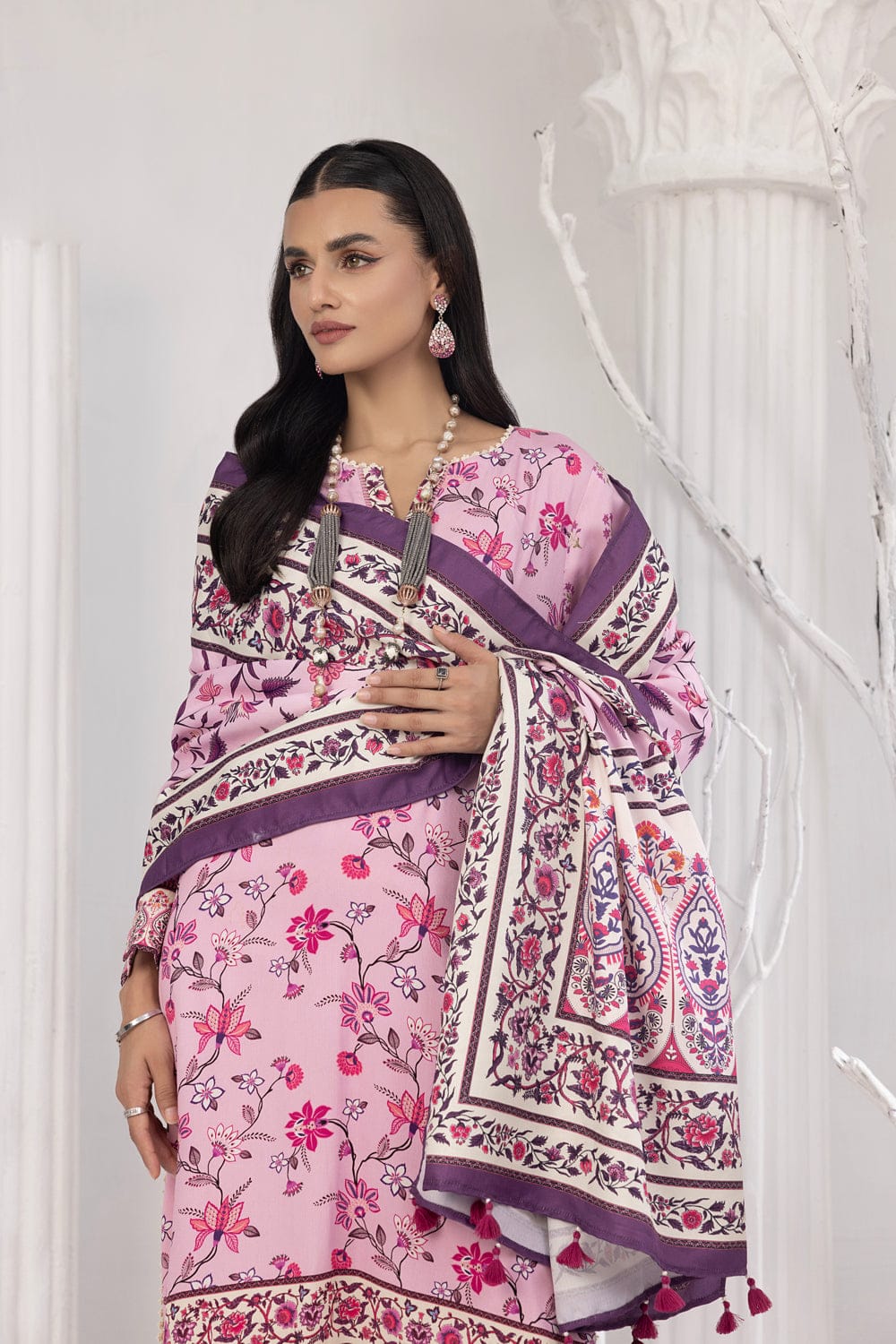 Lakhany UnStitched  3 piece Printed Cottel With Printed Jacquard Shawl