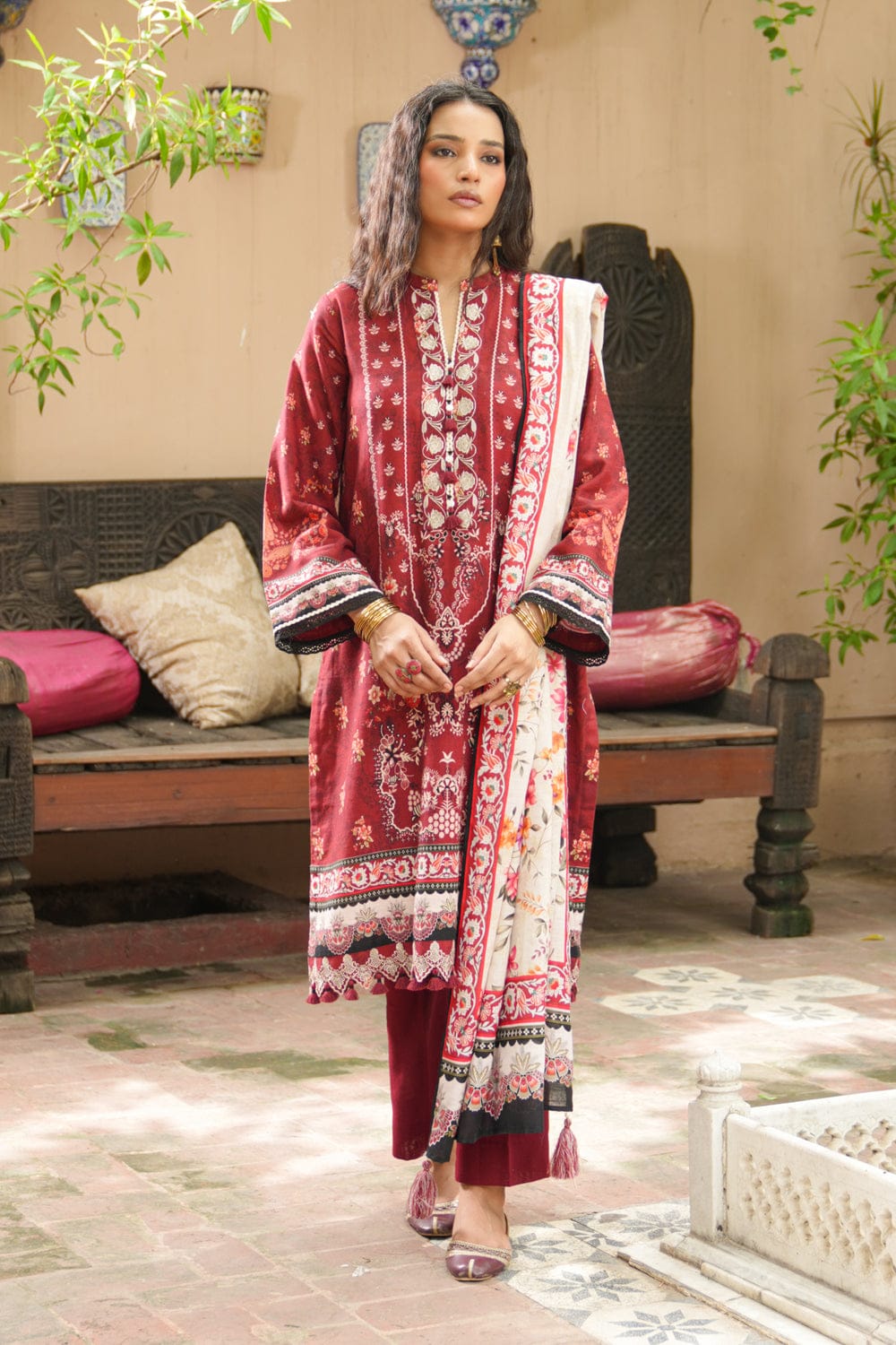 Lakhany UnStitch Embroidered Khaddar 3 piece