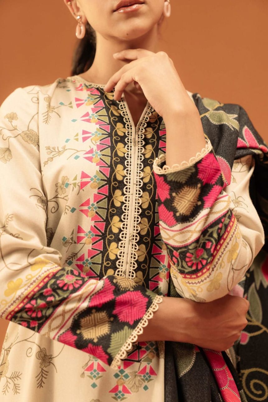 BeyondEast UnStitch Printed Karandi 3 piece