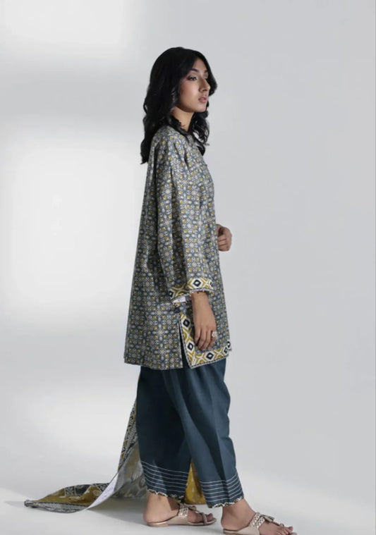 Sapphire-Unstitched-printed lawn 3 piece