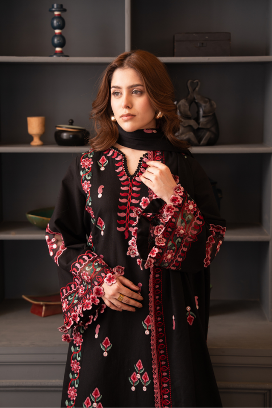 Tanabana fabrics-3 Piece - Embroidered Khaddar - V7 - 03