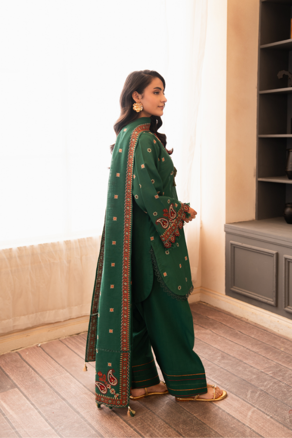 Tanabana fabrics-3 Piece - Embroidered Khaddar - V7 - 05