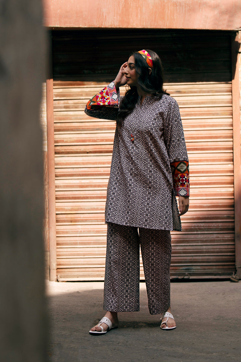 Tanabana Fabrics 2 Piece - Printed Stitched Khaddar Suit - PP-03